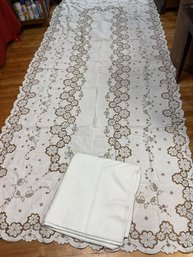 Vintage Table Linen (CTF10)