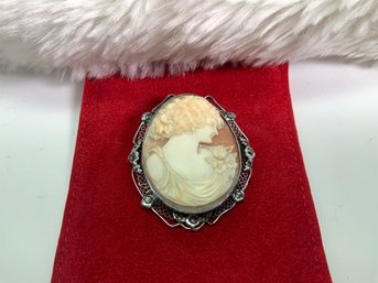 Antique Sterling Cameo Pin (CTF10)