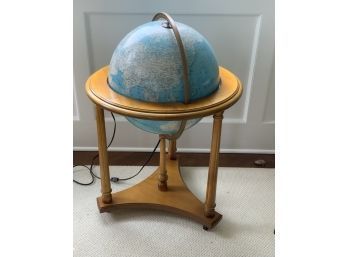 Globe On Stand (CTF10)