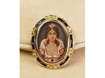 18k Gold Miniature Portrait Pendant (CTF10)