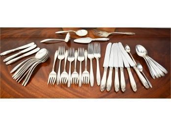 International Sterling Prelude Flatware, 44 Pcs, 35.5 Ozt (CTF10)