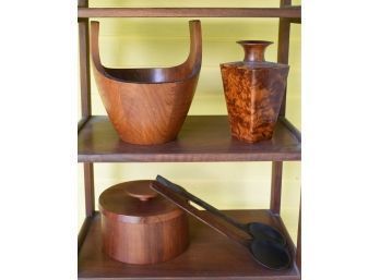 Assorted Group Of Danish And Related Woodenware, 5pcs (cTF30)