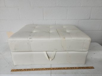 White Cream Leather Or Imitation Leather Leg Rest Trunk Storage Ottoman