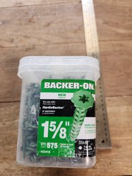 Backer-on 1 5/8' Hardiebacker Screws 575ct Some May Be Missing In Plastic Carry Tub