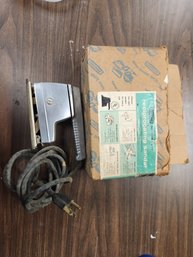 Craftsman Medium Duty Reciprocating Sander Model 110.7660 Vintage In Original Box With Manuals And Inserts