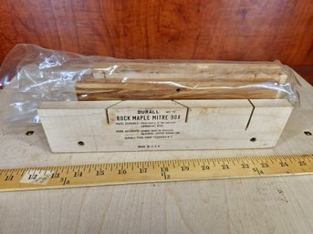 Durall No 112 Rock Maple Mitre Box And Wood Slats