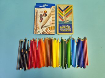 Big Lot Of Artists Pencils Assorted Colors