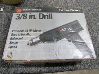 BLACK & DECKER 3/8 Inch Corded Drill Powerful 1/3 HP Motor