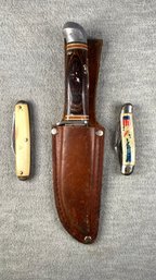 3 Vintage Antique Knives Buck Style Knife SHARP With Sheath And 2 Pocket Knives America Statue Of Liberty
