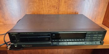 Technics SL-P350 CD Player 2 D/IC Digital Output 4 Times Oversampling Filter Tested Working!