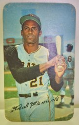 1970 Topps Super Baseball Card - ROBERTO CLEMENTE #12 - Pittsburgh Pirates - HOF