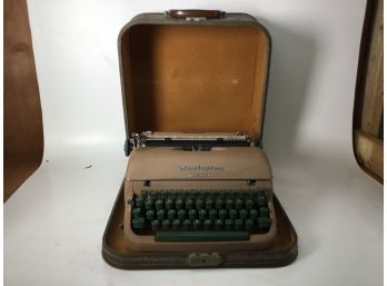 Vintage Remington Quiet-riter Portable Typewriter