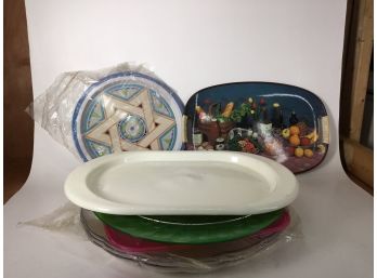 Assorted Lot Of Plastic/metal Serving Dishes