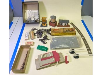 Mixed Lot Of Model Train Accessories - StromBecker, Varney, Roundhouse Products Included