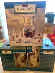 NIB Apple Jack Juice Set And Iced Tea Glasses