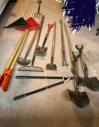 Lot Of 13 Garden Tools