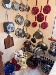 Large Lot Of Assorted Kitchen Items