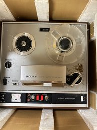 Vintage Sony TC-5600 Reel To Reel Tape Deck. Untested