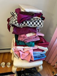 Large Lot Of Linens.  Assorted Sizes