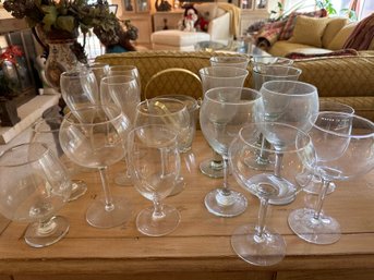 Lot 36 Assorted Glasses And Ice Bucket