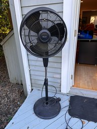 New Air Outdoor Misting Fan With Cover