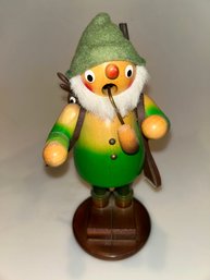 VINTAGE ORIGINAL ERZGEBIRGE GERMAN HIKER HUNTER INCENSE SMOKER