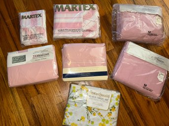 Lot Of New Vintage Sheets Full & Queen