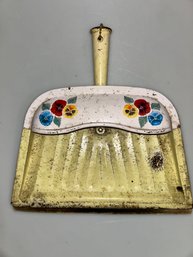 Sweet Vintage Painted Dustpan