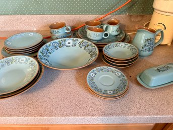 Vintage Taylor Smith And Taylor Ironware  Assorted Pieces