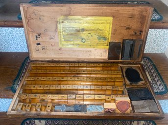 Antique The Excelsior Sign & Price Marker Kit In Dovetail Box