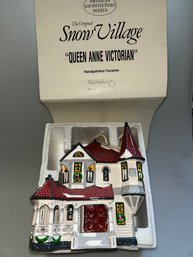 Dept 56 Snow Village 'QUEEN ANNE VICTORIAN'