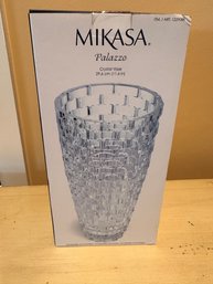 Mikes Vase