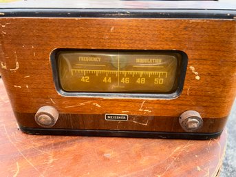 Vintage MEISSNER Radio