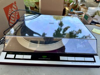 Denon DP-52F Turntable