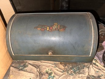 Vintage Breadbasket
