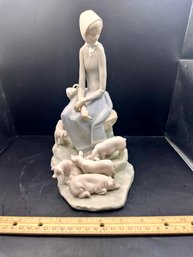 Lladro Porcelain Figurine Of Young Woman With Piglets