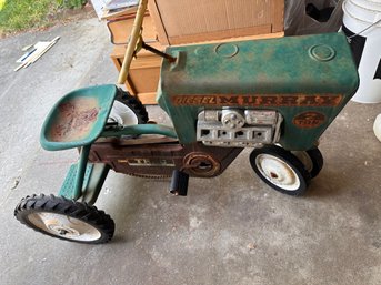 Vintage Murray Diesel Toy Ride On Tractor.