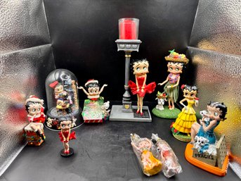 Betty Boop Collection. 10 Pieces