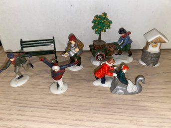 Heritage Village Assorted Loose Figurines
