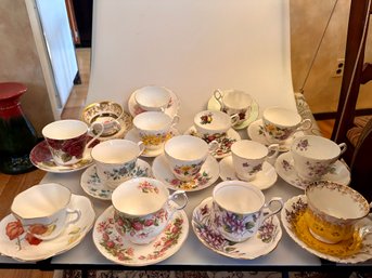 Lot Of 15 Cups And Saucers Made In England