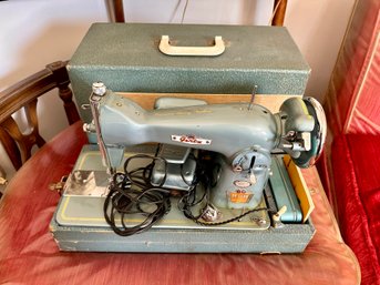 Vintage Gertz DeLuxe Sewing Machine