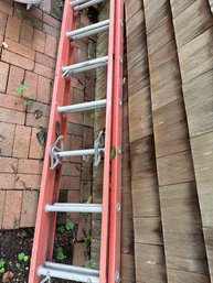 Fiberglass Ladder 20 Ft