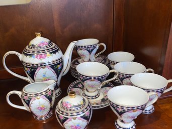 Sorelle Fine Porcelain Tea Set