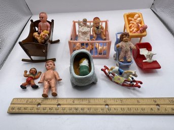 Vintage Dollhouse Items. The Nursery