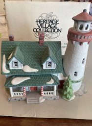 Heritage Village NEW ENGLAND VILLAGE SERIES 'CRAGGY COVE LIGHTHOUSE'