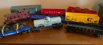 Lot Of Lionel Train Cars