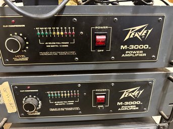 Peavey M3000 Power Amplifiers /Crown Com-Tech 210 Power Amplifier