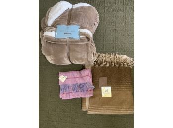 Lot Of Blankets (one Is Alpaca)