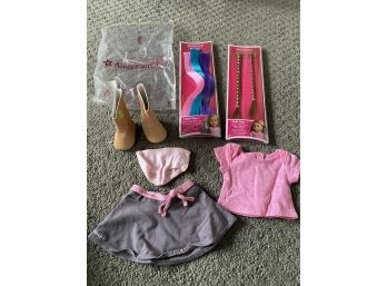 American Girl Doll Hair Accessories & Outfit