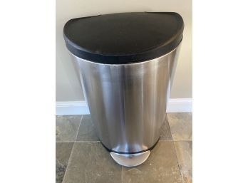 Simple Human Trash Can